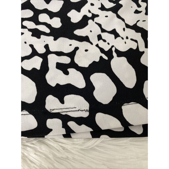 Calvin Klein Sheath Dress Size 12 Black White Animal Print Ruched 3/4 Sleeve - Picture 9 of 13